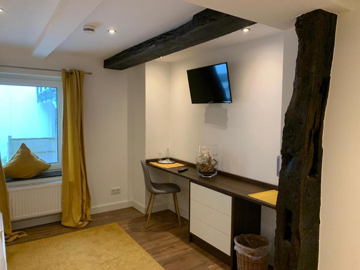 Hotel Zum Braunen Hirschen Bad Driburg Buitenkant foto